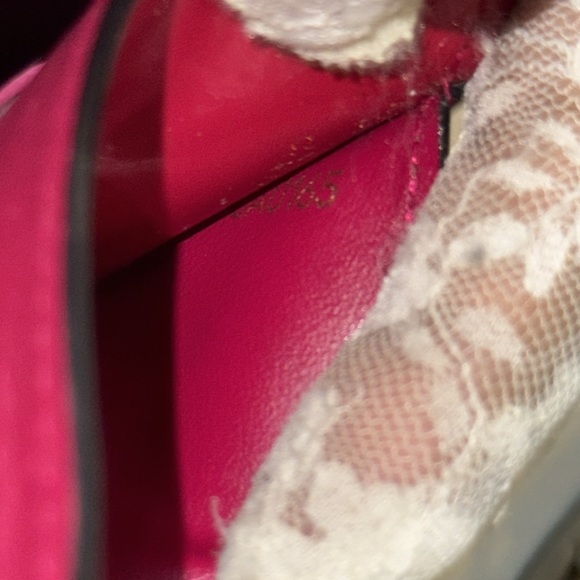 Authentic Louis Vuitton Portefeiulle Louise Patent Leather Long Bifold Wallet - Picture 11 of 16